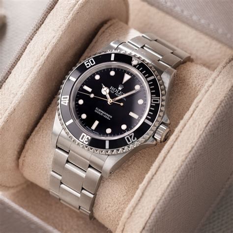 rolex 14060 vs 1600|14060m submariner.